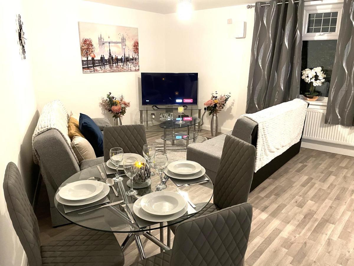 Supreme - 1 Bedroom Apart Sleeps 4 Short/Long Stay Gillingham  Eksteriør bilde