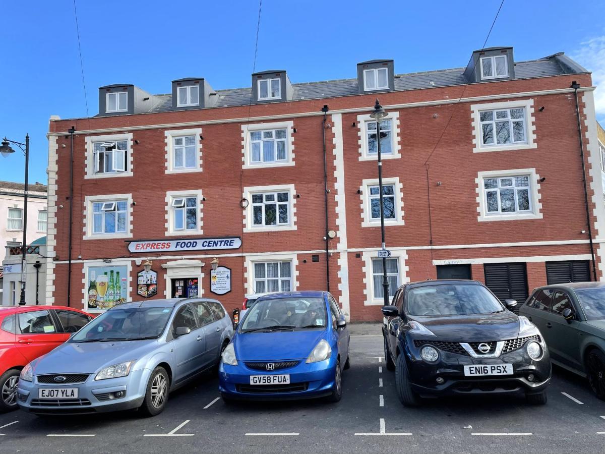 Supreme - 1 Bedroom Apart Sleeps 4 Short/Long Stay Gillingham  Eksteriør bilde